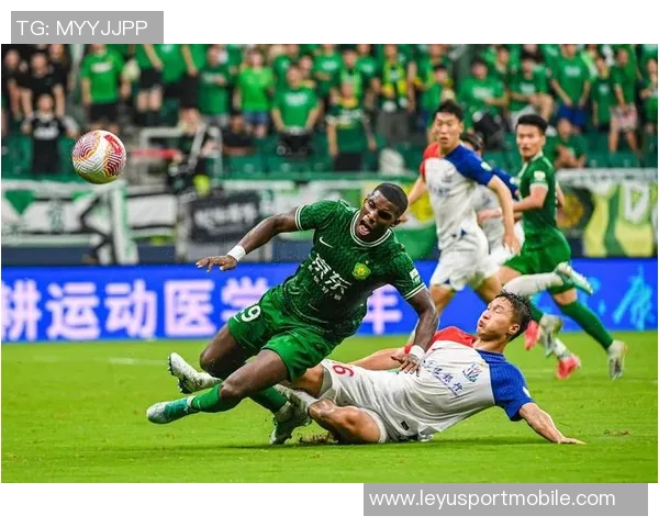 王子铭在国安基地自主训练寻求提升出场机会的决心与努力